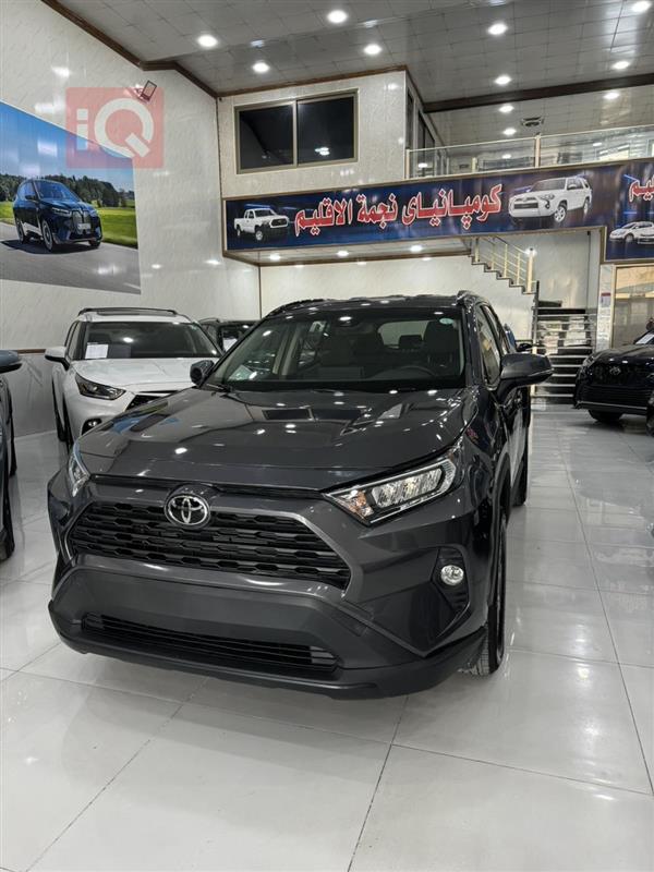 Toyota for sale in Iraq